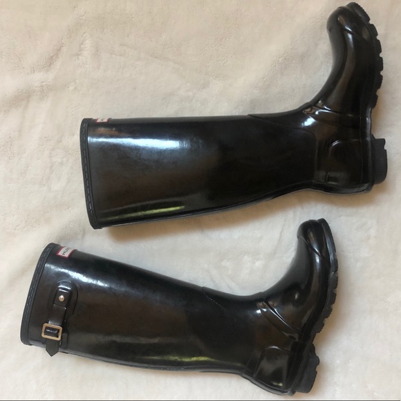 Hunter Women's Tall Gloss Rain Boots: Black - Picture 3 of 8